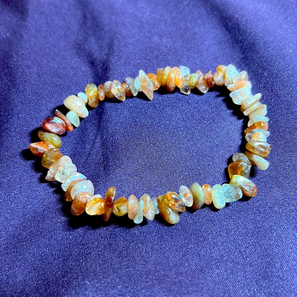 Sunstone beaded elastic bracelet